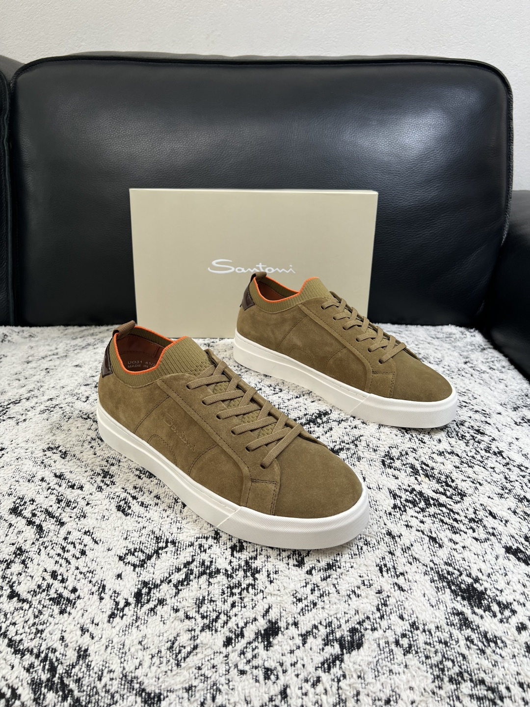 Santoni  高品质    顶级工艺品  圣东尼  专柜新品同步，鞋面意大利进口牛皮飞织面料，进口水染牛皮内里垫，鞋
