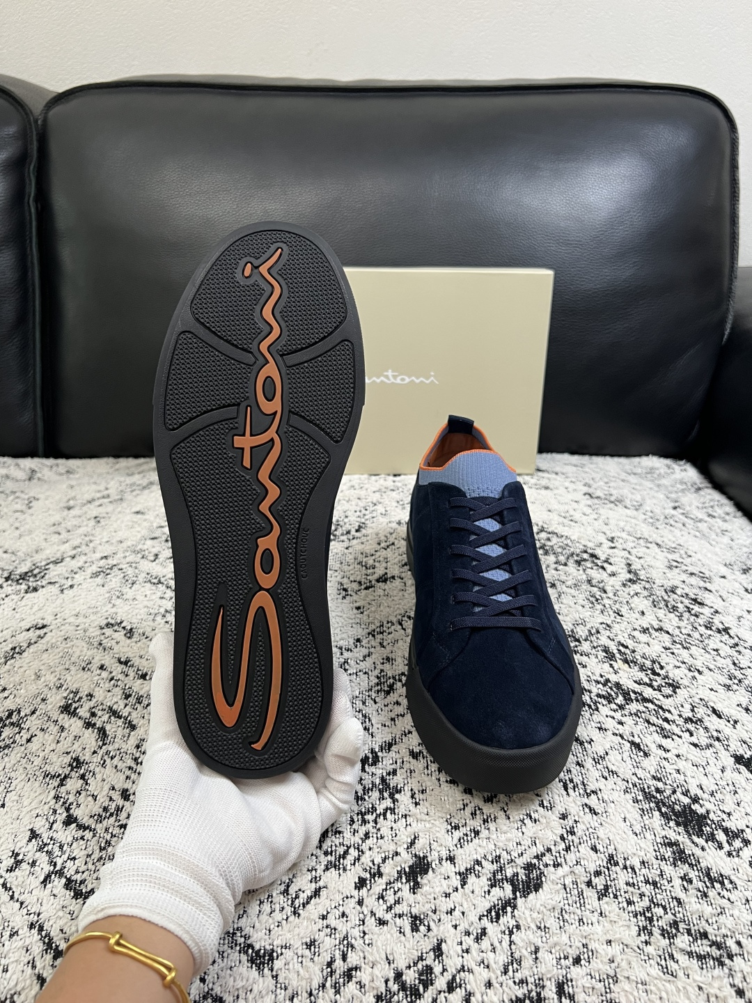 Santoni  高品质    顶级工艺品  圣东尼  专柜新品同步，鞋面意大利进口牛皮飞织面料，进口水染牛皮内里垫，鞋