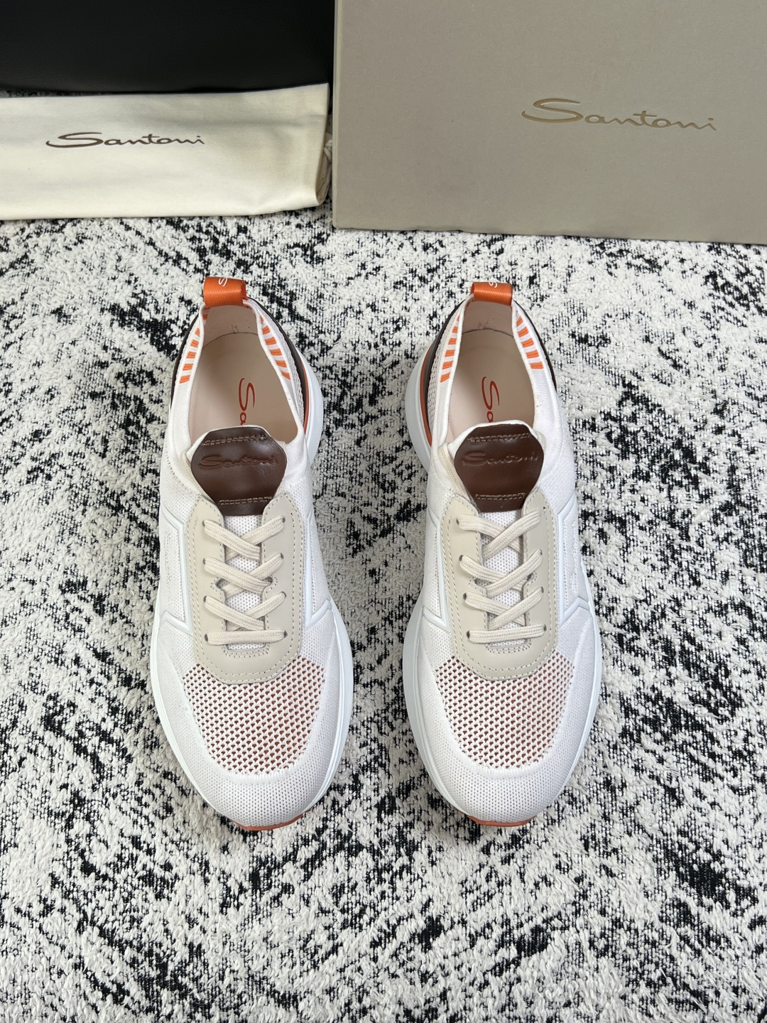 ⚠️只换码不退⚠️    Santoni  高品质    顶级工艺品  圣东尼  专柜新品同步，鞋面意大利进口牛皮拼布面