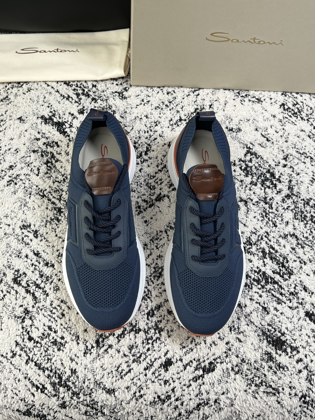 ⚠️只换码不退⚠️    Santoni  高品质    顶级工艺品  圣东尼  专柜新品同步，鞋面意大利进口牛皮拼布面