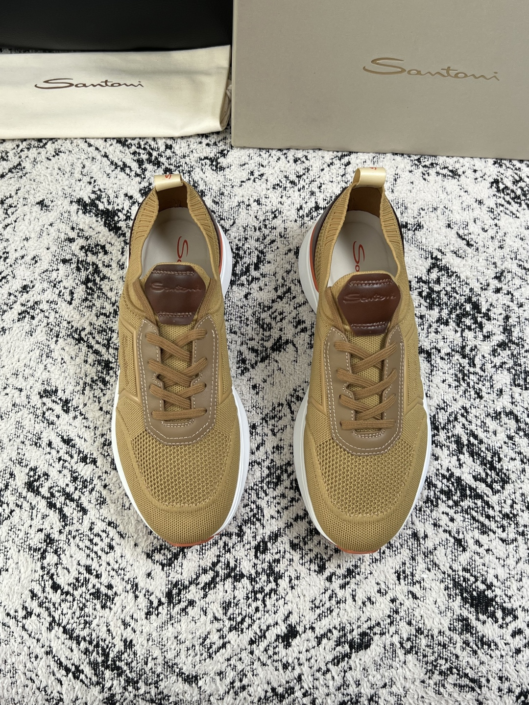 ⚠️只换码不退⚠️    Santoni  高品质    顶级工艺品  圣东尼  专柜新品同步，鞋面意大利进口牛皮拼布面