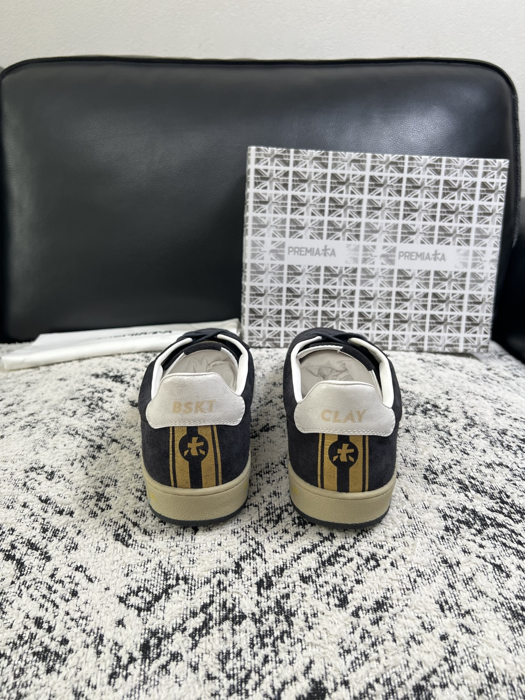 ⚠️只换码不退⚠️  PRMAMITA 高品质  顶级工艺品  普拉米亚达 男士运动鞋专柜同步，鞋面意大利原版进口牛皮搭