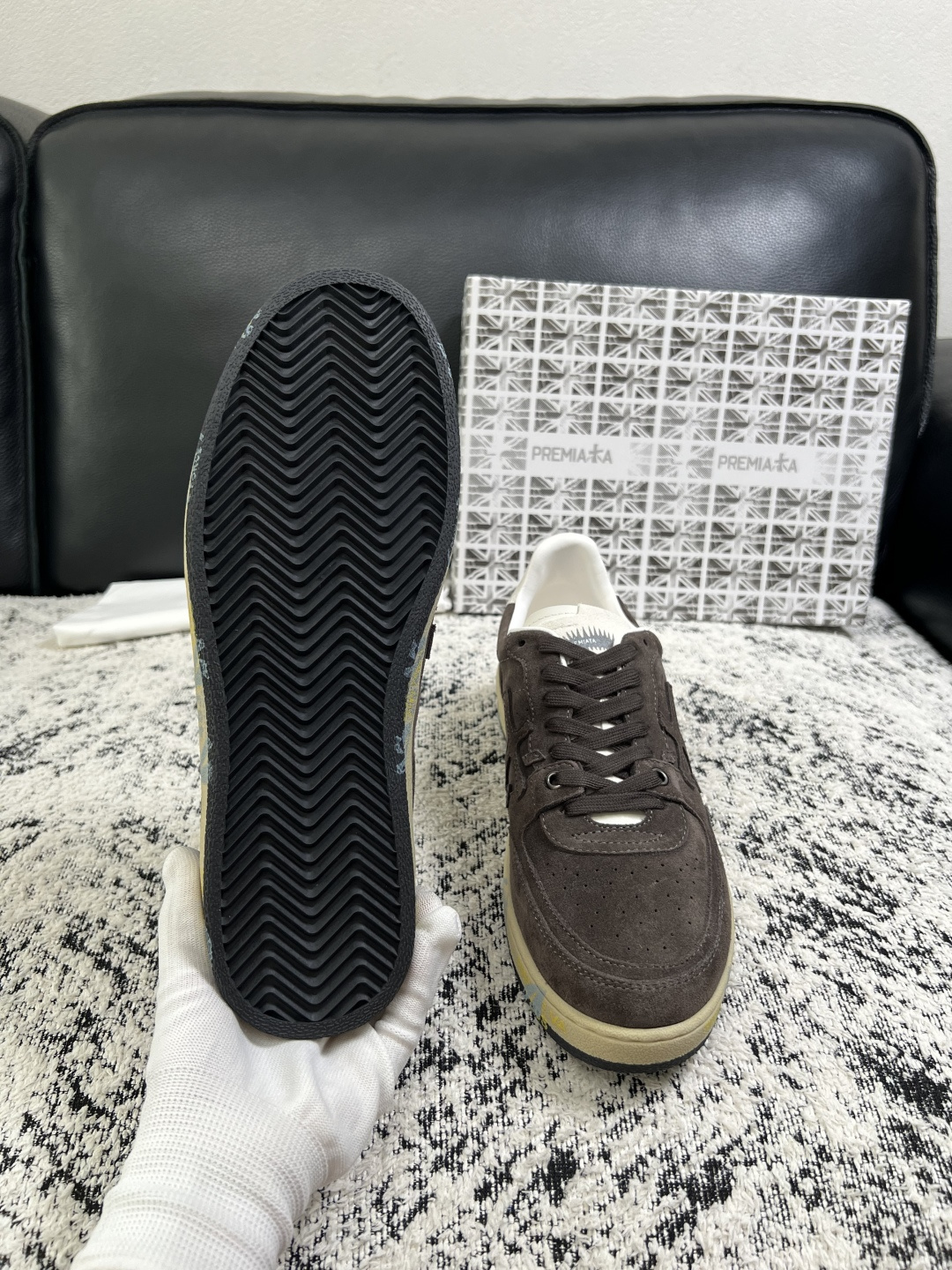 ⚠️只换码不退⚠️  PRMAMITA 高品质  顶级工艺品  普拉米亚达 男士运动鞋专柜同步，鞋面意大利原版进口牛皮搭
