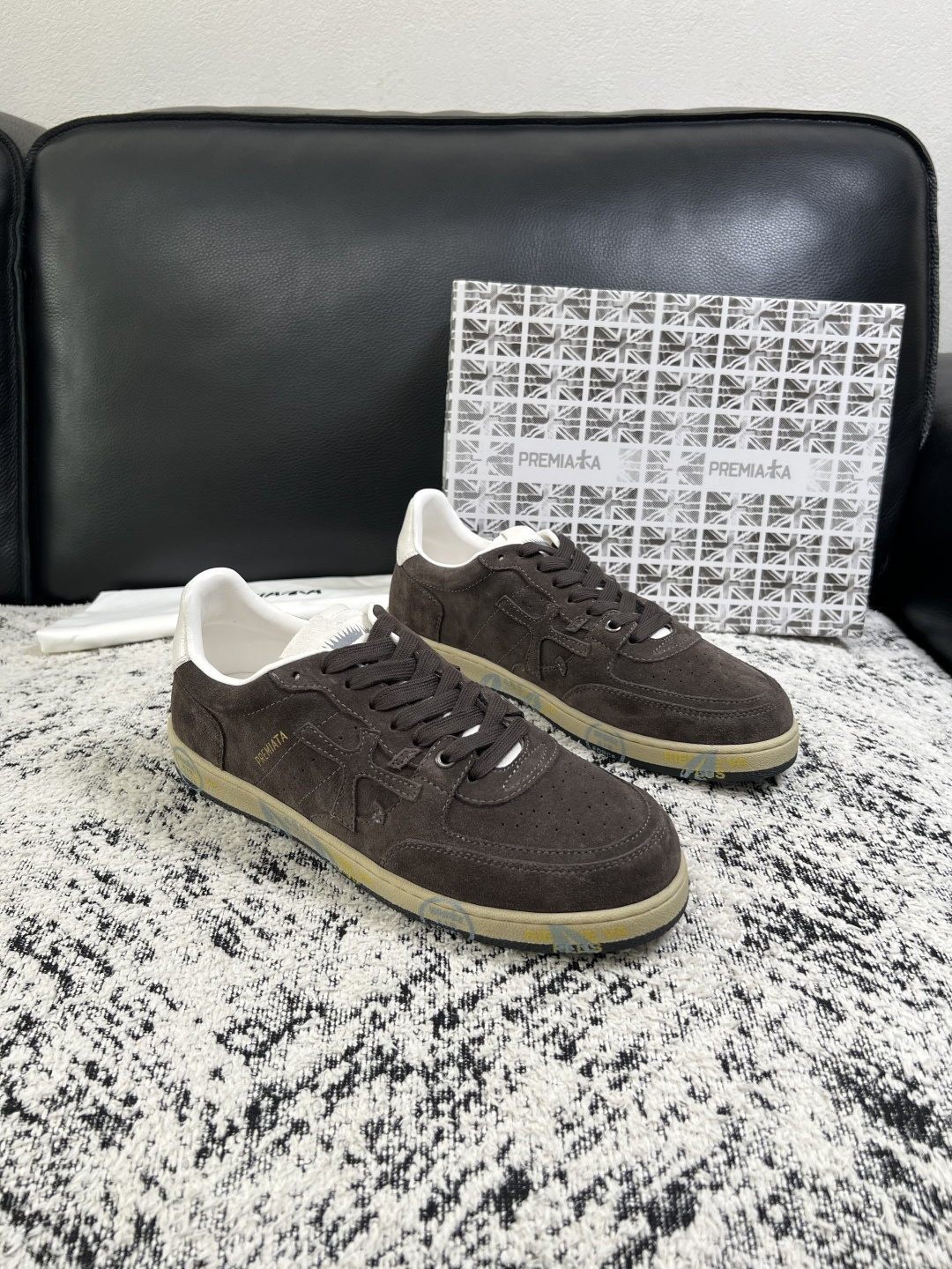 ⚠️只换码不退⚠️  PRMAMITA 高品质  顶级工艺品  普拉米亚达 男士运动鞋专柜同步，鞋面意大利原版进口牛皮搭
