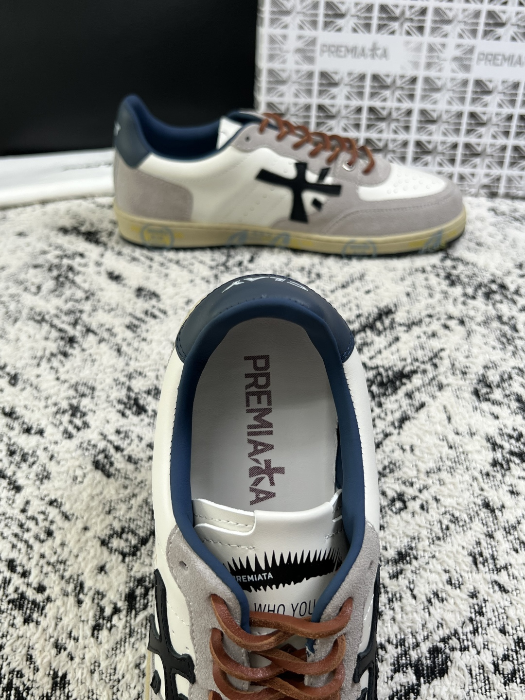 ⚠️只换码不退⚠️  PRMAMITA 高品质  顶级工艺品  普拉米亚达 男士运动鞋专柜同步，鞋面意大利原版进口牛皮搭