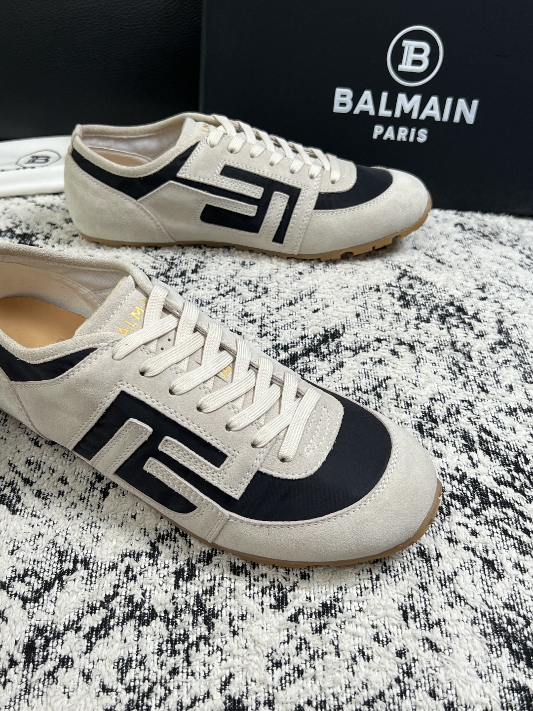 ⚠️只换码不退⚠️    BALMAIN  高品质  顶级工艺品  巴尔曼  专柜新品同步，鞋面意大利进口牛皮拼布面料，