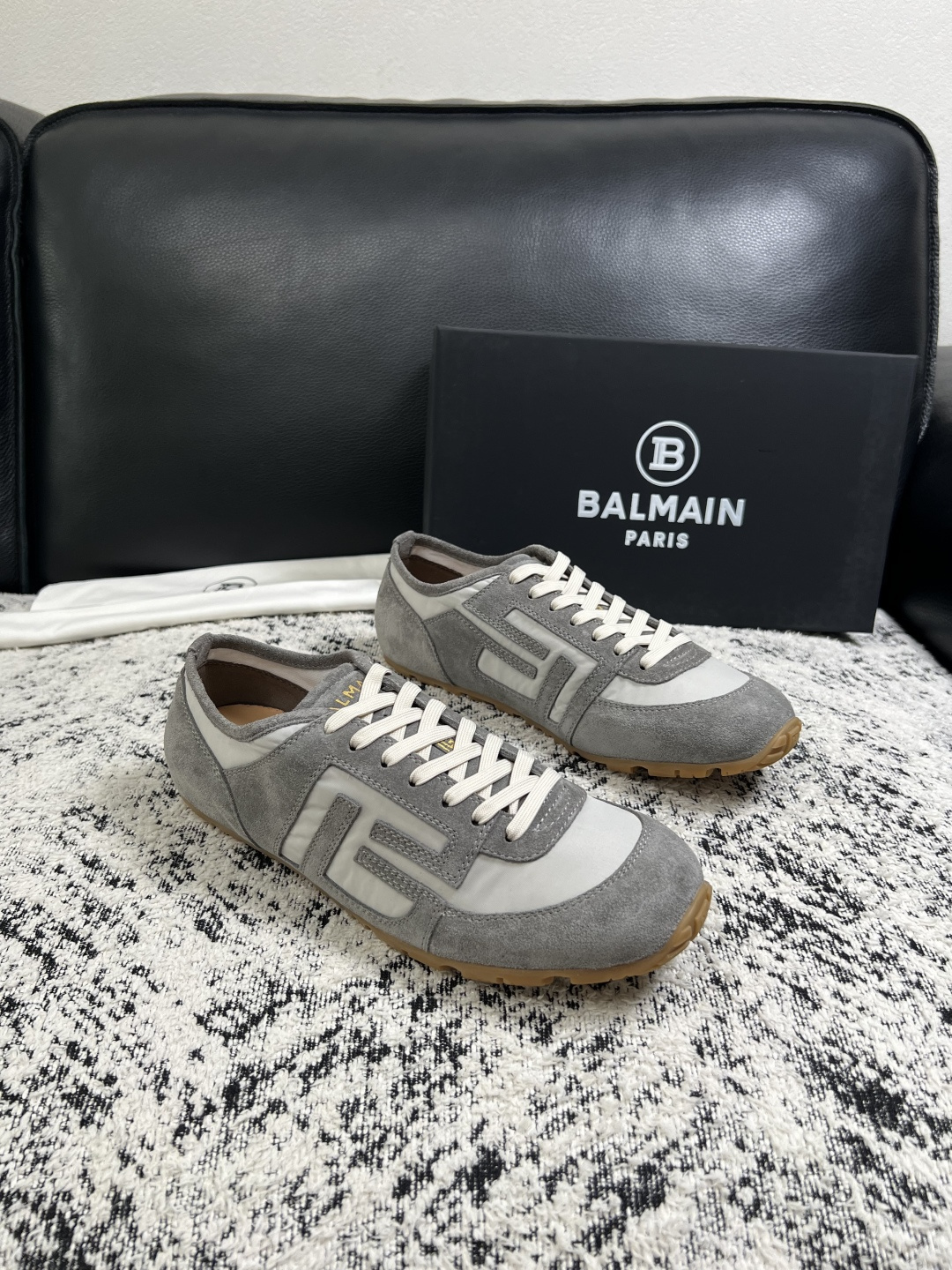 ⚠️只换码不退⚠️    BALMAIN  高品质  顶级工艺品  巴尔曼  专柜新品同步，鞋面意大利进口牛皮拼布面料，