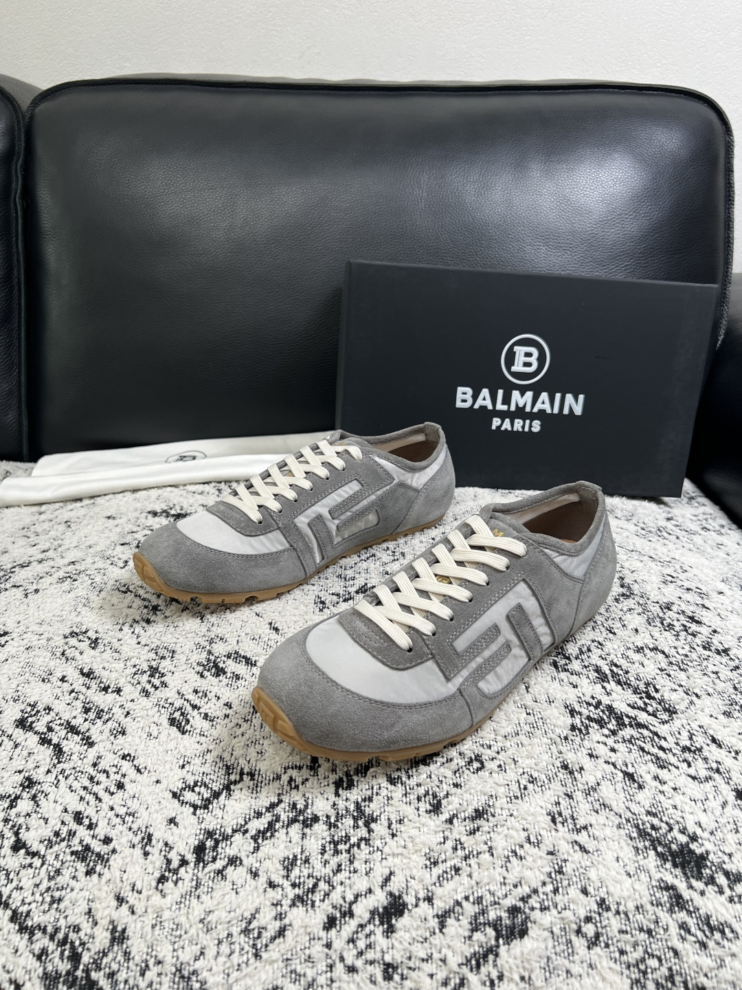 ⚠️只换码不退⚠️    BALMAIN  高品质  顶级工艺品  巴尔曼  专柜新品同步，鞋面意大利进口牛皮拼布面料，