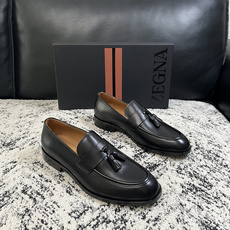 Zegna 高品质 顶级工艺品 杰尼亚 皮鞋专柜新款原厂配置,意大利进口牛皮面料,进口牛里垫,透气舒适,鞋底:原 Zegna 高品质 顶级工艺品 杰尼亚 皮鞋专柜新款原厂配置,意大利进口牛皮面料,进口牛里垫,透气舒适,鞋底:原