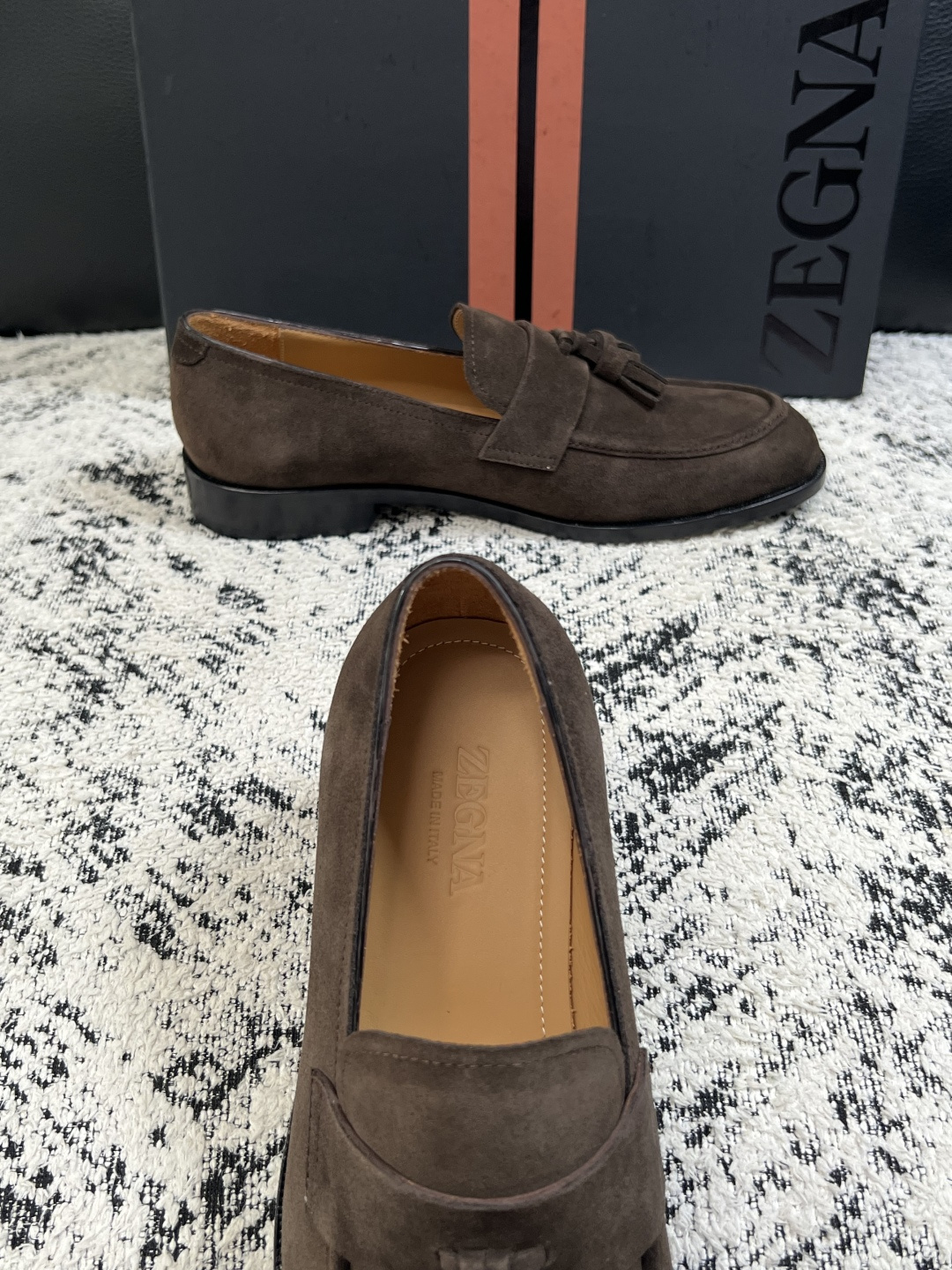Zegna  高品质  顶级工艺品  杰尼亚  皮鞋专柜新款原厂配置，意大利进口牛皮面料，进口牛里垫，透气舒适，鞋底：原