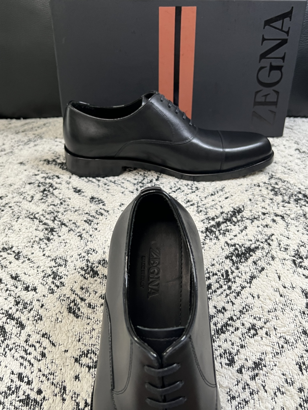 Zegna  高品质  顶级工艺品  杰尼亚  皮鞋专柜新款原厂配置，意大利进口牛皮面料，进口牛里垫，透气舒适，鞋底：原