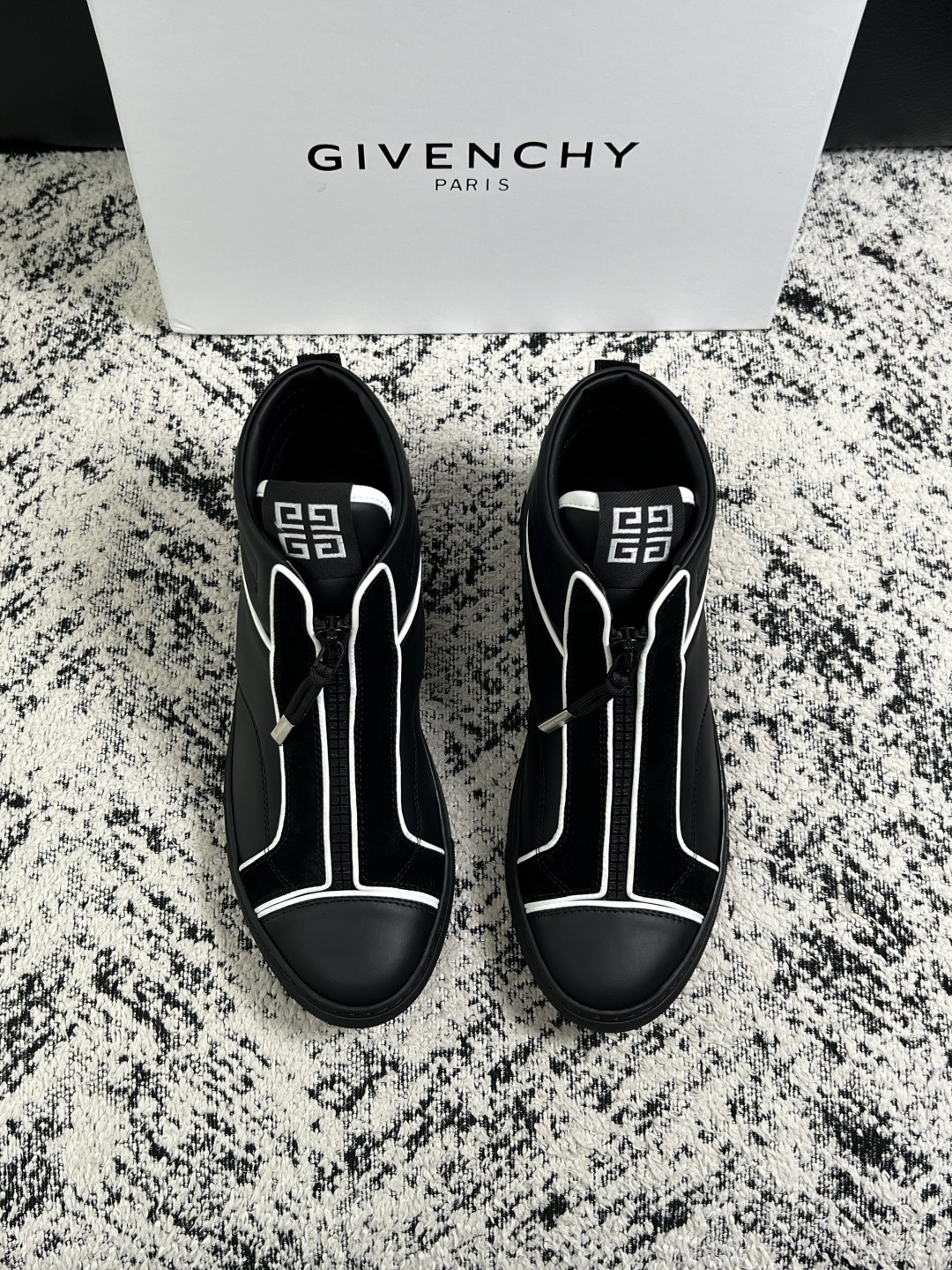 Givenchy  高品质   顶级工艺品  纪梵希  靴子专柜新品同步，鞋面意大利进口牛皮面料，进口水染牛皮内里垫，鞋