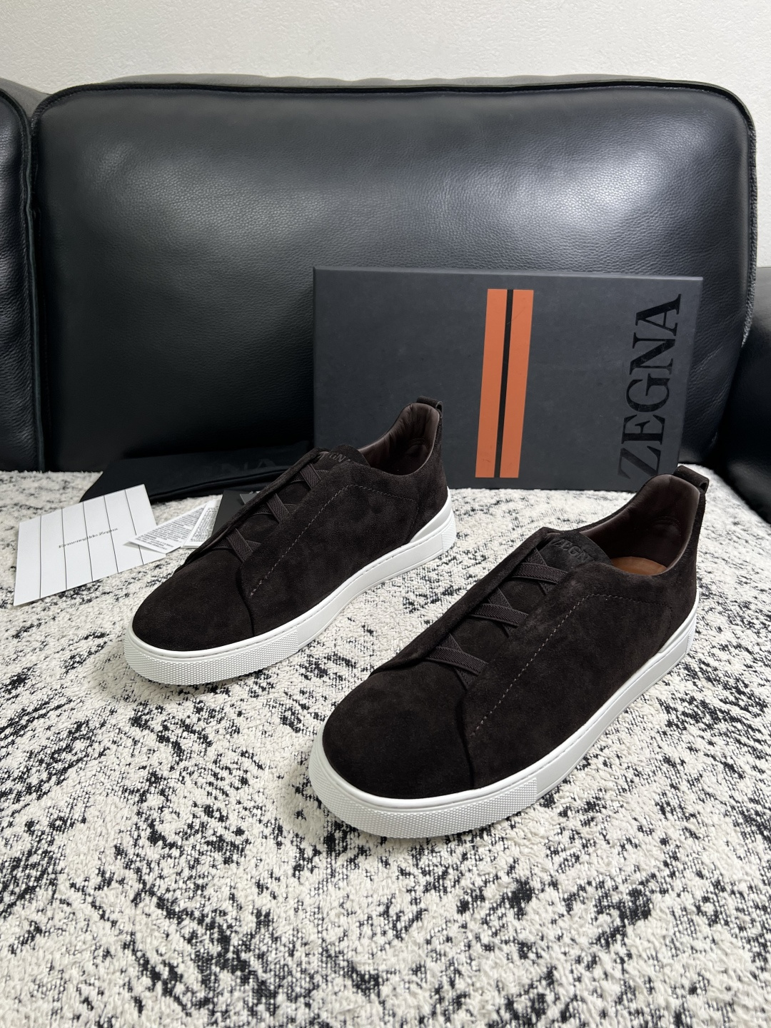 Zegna  高品质  顶级工艺品  杰尼亚  专柜新款原厂配置，意大利进口牛皮面料，进口牛里垫，透气舒适，鞋底：原厂特