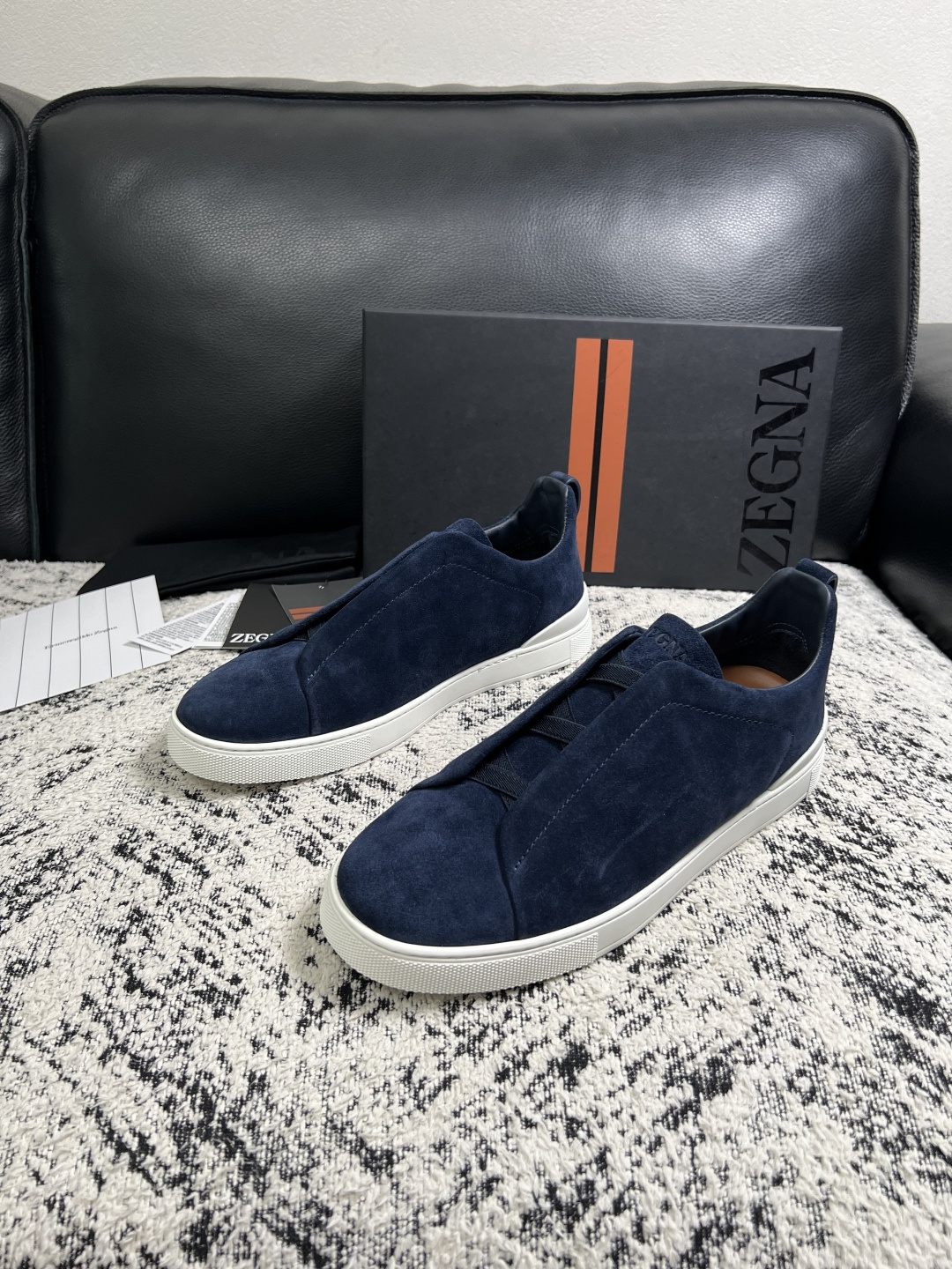 Zegna  高品质  顶级工艺品  杰尼亚  专柜新款原厂配置，意大利进口牛皮面料，进口牛里垫，透气舒适，鞋底：原厂特
