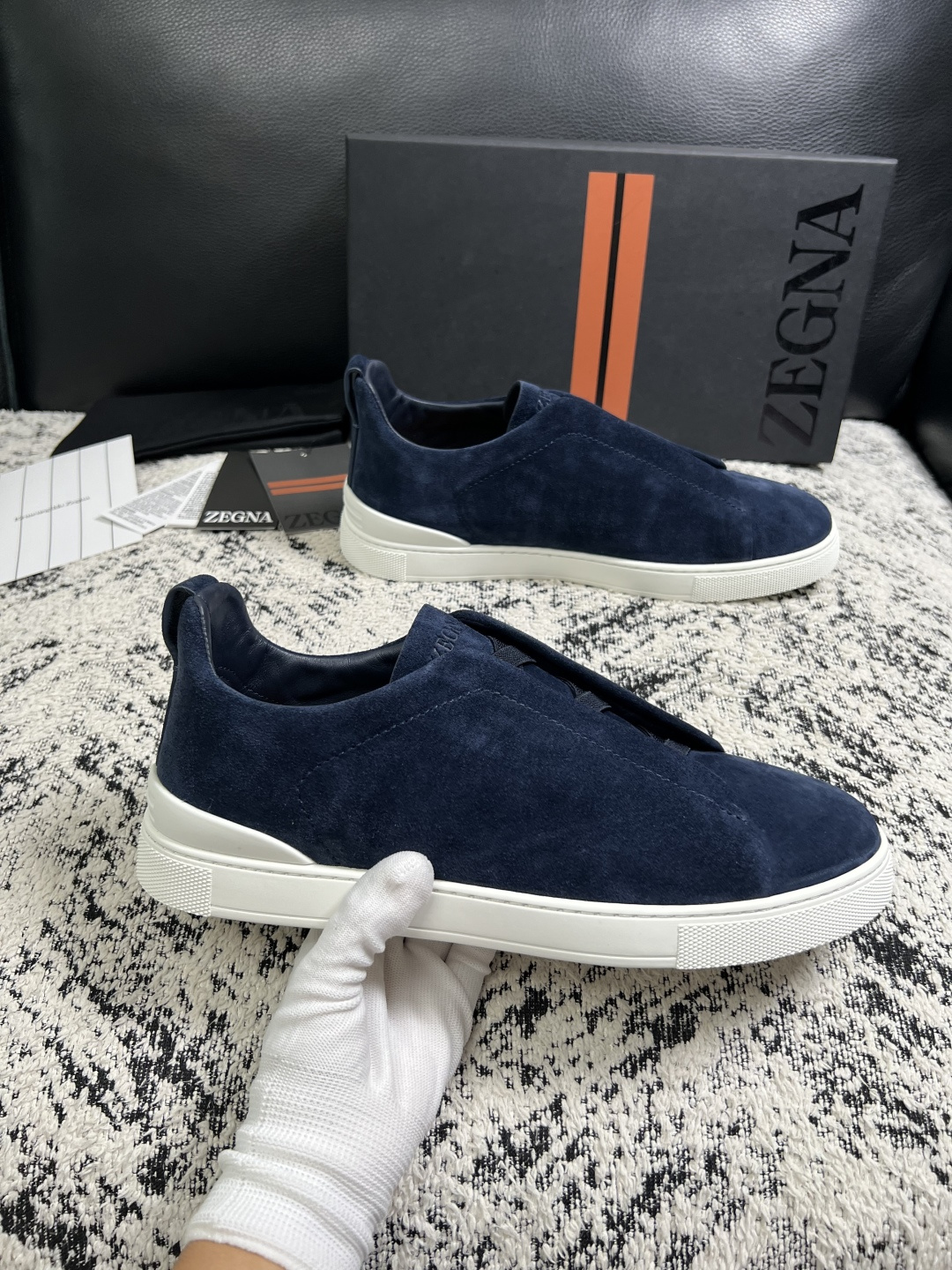 Zegna  高品质  顶级工艺品  杰尼亚  专柜新款原厂配置，意大利进口牛皮面料，进口牛里垫，透气舒适，鞋底：原厂特