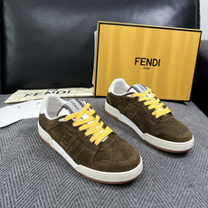 FENDI 高品质 顶级工艺品,芬迪 专柜同步,原厂配置意大利进口牛皮面料,进口牛皮内里垫,透气舒适,鞋底:原厂特 FENDI 高品质 顶级工艺品,芬迪 专柜同步,原厂配置意大利进口牛皮面料,进口牛皮内里垫,透气舒适,鞋底:原厂特