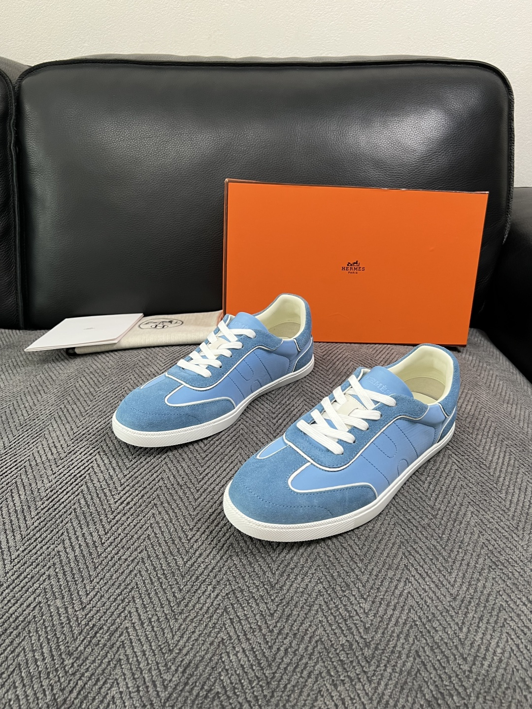 Hermes  高品质  顶级工艺品  爱马仕 专柜同步发售原厂配置，意大利进口原版牛皮面料，高品质拼接工艺，全进口水染