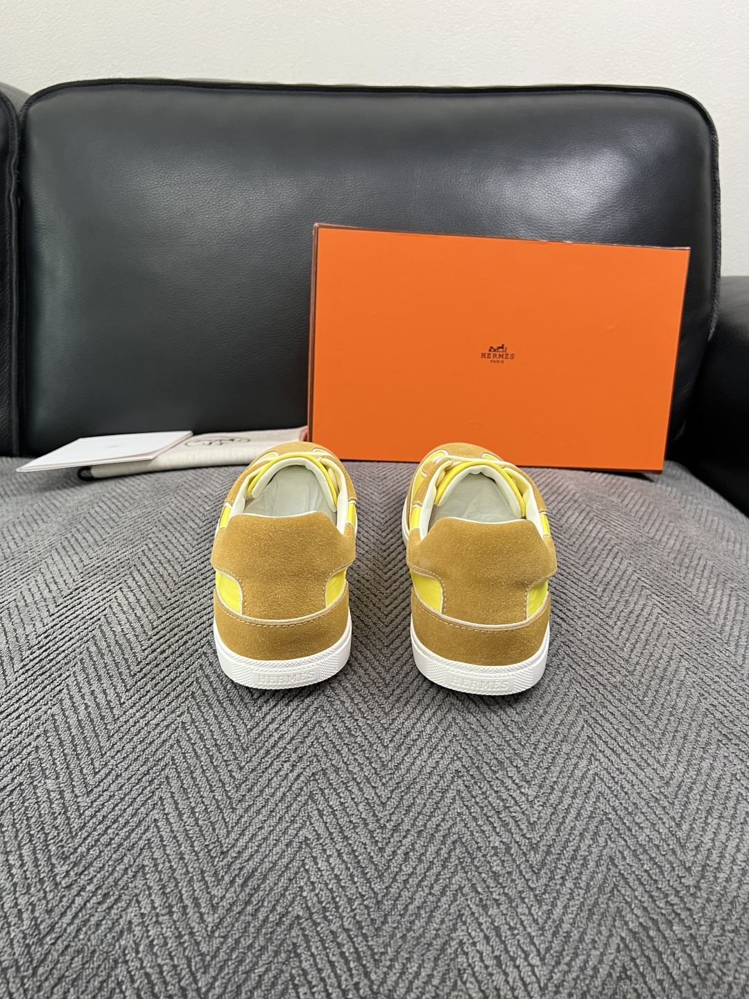 Hermes  高品质  顶级工艺品  爱马仕 专柜同步发售原厂配置，意大利进口原版牛皮面料，高品质拼接工艺，全进口水染