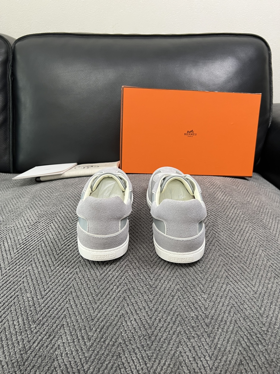 Hermes  高品质  顶级工艺品  爱马仕 专柜同步发售原厂配置，意大利进口原版牛皮面料，高品质拼接工艺，全进口水染