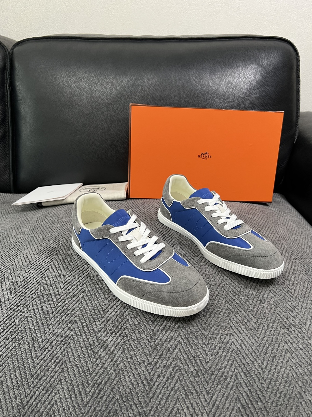 Hermes  高品质  顶级工艺品  爱马仕 专柜同步发售原厂配置，意大利进口原版牛皮面料，高品质拼接工艺，全进口水染