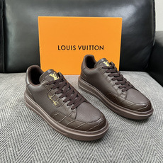 Lv 高品质 顶级工艺品 路易威登,运动板鞋专柜同步,鞋面意大利进口,高品质拼接缤纷色彩复杂工艺品,进口牛皮里垫柔 Lv 高品质 顶级工艺品 路易威登,运动板鞋专柜同步,鞋面意大利进口,高品质拼接缤纷色彩复杂工艺品,进口牛皮里垫柔
