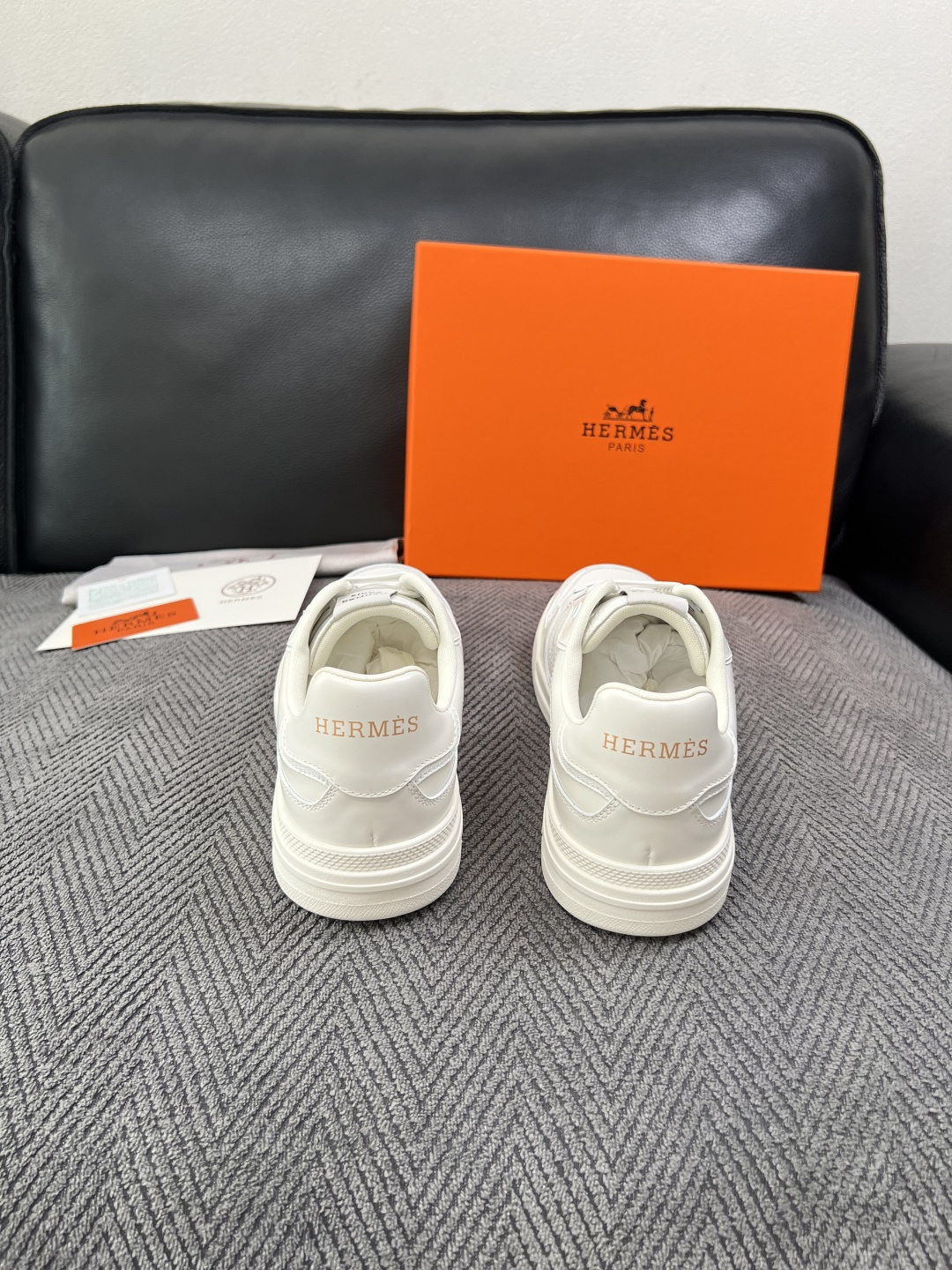Hermes  高品质  顶级工艺品  爱马仕 专柜同步发售原厂配置，意大利进口原版牛皮面料，高品质拼接工艺，全进口水染