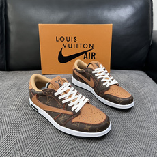 Lv联名nike 高品质 顶级工艺品 路易威登联名,专柜同步,鞋面意大利进口,高品质拼接缤纷色彩复杂工艺品,进口水 Lv联名nike 高品质 顶级工艺品 路易威登联名,专柜同步,鞋面意大利进口,高品质拼接缤纷色彩复杂工艺品,进口水
