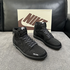 Lv联名nike 高品质 顶级工艺品 路易威登联名,专柜同步,鞋面意大利进口,高品质拼接缤纷色彩复杂工艺品,进口水 Lv联名nike 高品质 顶级工艺品 路易威登联名,专柜同步,鞋面意大利进口,高品质拼接缤纷色彩复杂工艺品,进口水