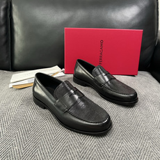 Ferragamo 高品质 顶级工艺品 菲拉格慕 皮鞋 专柜同步发售原厂配置,意大利进口原版牛皮,进口水染牛里 Ferragamo 高品质 顶级工艺品 菲拉格慕 皮鞋 专柜同步发售原厂配置,意大利进口原版牛皮,进口水染牛里