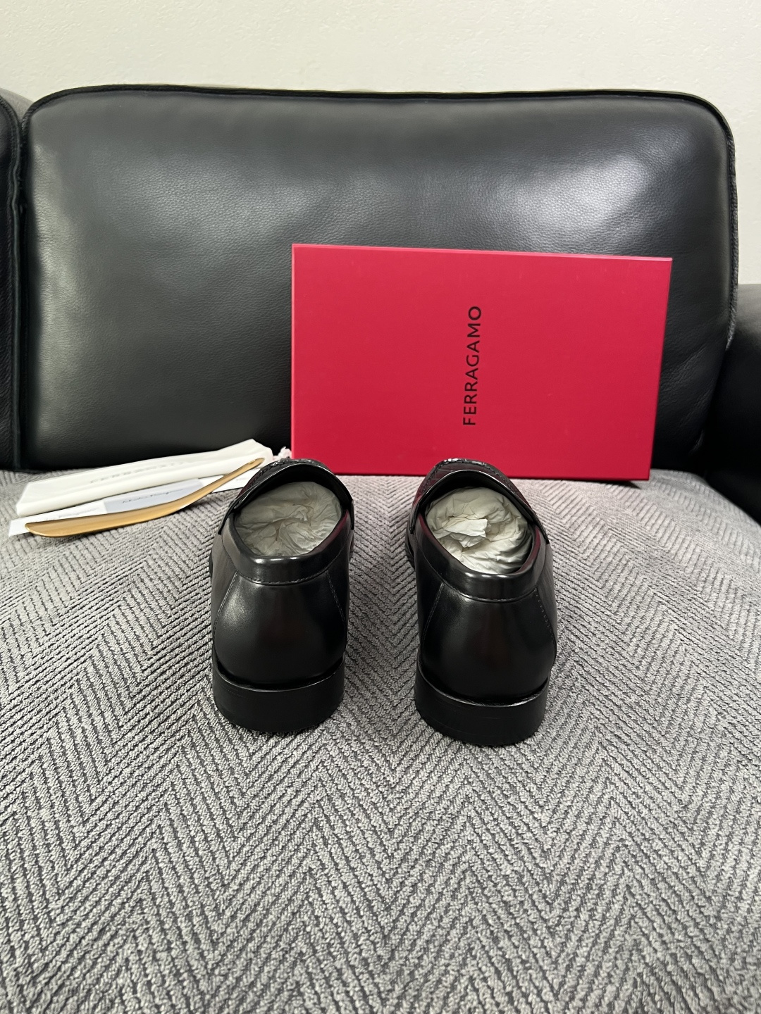 Ferragamo  高品质  顶级工艺品  菲拉格慕   皮鞋 专柜同步发售原厂配置，意大利进口原版牛皮，进口水染牛里