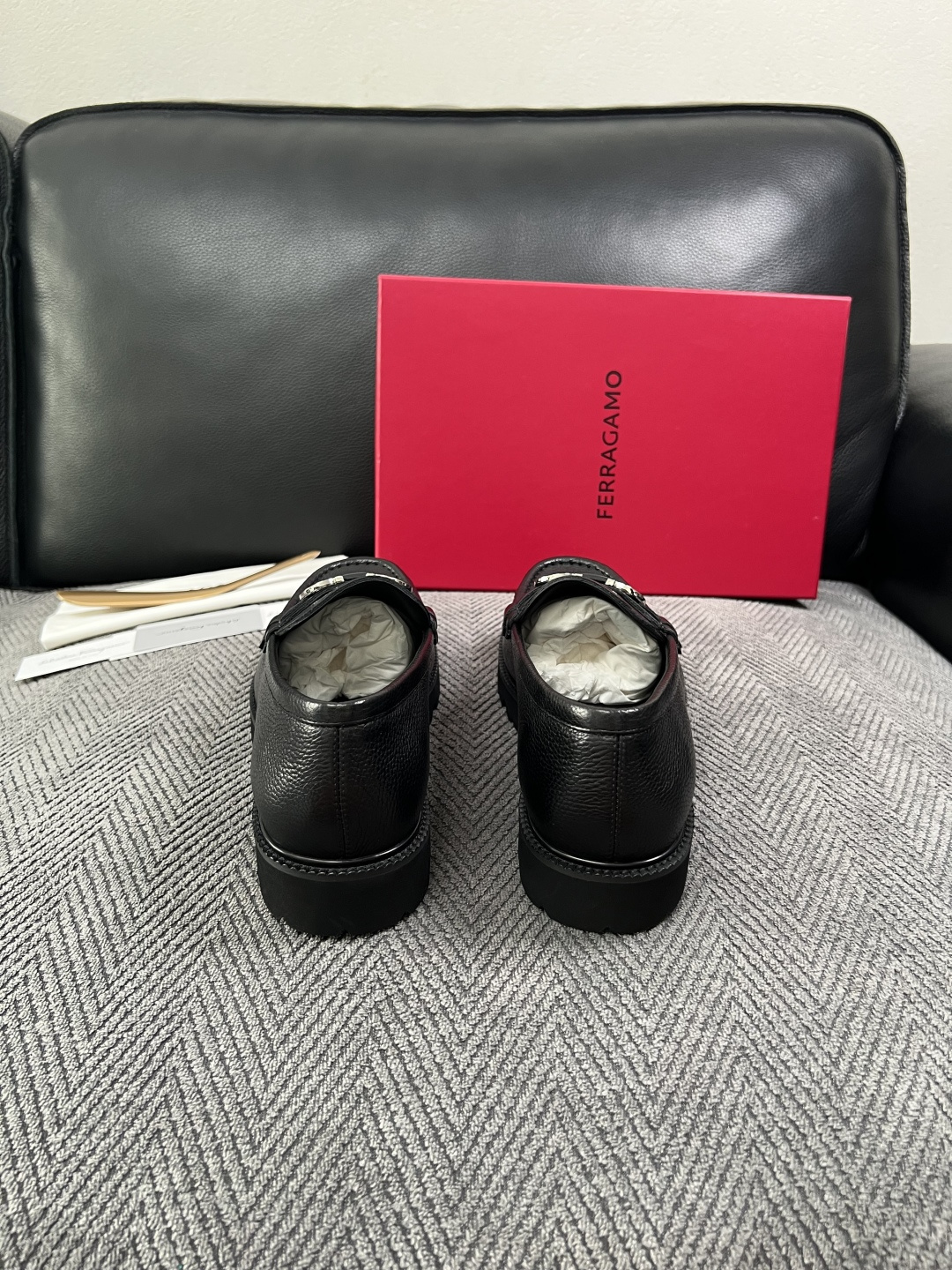 Ferragamo  高品质  顶级工艺品  菲拉格慕   皮鞋 专柜同步发售原厂配置，意大利进口原版牛皮，进口水染牛里