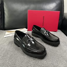 Ferragamo 高品质 顶级工艺品 菲拉格慕 皮鞋 专柜同步发售原厂配置,意大利进口原版牛皮,进口水染牛里 Ferragamo 高品质 顶级工艺品 菲拉格慕 皮鞋 专柜同步发售原厂配置,意大利进口原版牛皮,进口水染牛里