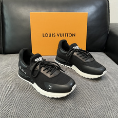 Lv 高品质 顶级工艺品 路易威登,运动板鞋专柜同步,鞋面意大利进口飞织面料,高品质拼接缤纷色彩复杂工艺品,进口牛 Lv 高品质 顶级工艺品 路易威登,运动板鞋专柜同步,鞋面意大利进口飞织面料,高品质拼接缤纷色彩复杂工艺品,进口牛