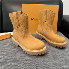 Lv 高品质 顶级工艺品 路易威登,高帮靴子专柜同步,鞋面意大利进口,高品质拼接缤纷色彩复杂工艺品,进口水染牛里 Lv 高品质 顶级工艺品 路易威登,高帮靴子专柜同步,鞋面意大利进口,高品质拼接缤纷色彩复杂工艺品,进口水染牛里