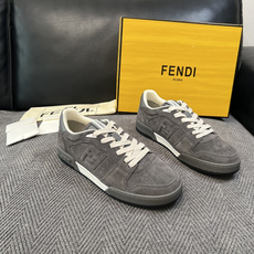 FENDI 高品质 顶级工艺品,芬迪 专柜同步,原厂配置意大利进口牛皮面料,进口牛皮内里垫,透气舒适,鞋底:原厂特 FENDI 高品质 顶级工艺品,芬迪 专柜同步,原厂配置意大利进口牛皮面料,进口牛皮内里垫,透气舒适,鞋底:原厂特