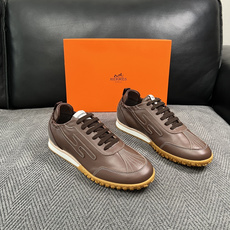 Hermes 高品质 顶级工艺品 爱马仕 专柜同步发售原厂配置,意大利进口原版牛皮面料,高品质拼接工艺,全进口水染 Hermes 高品质 顶级工艺品 爱马仕 专柜同步发售原厂配置,意大利进口原版牛皮面料,高品质拼接工艺,全进口水染