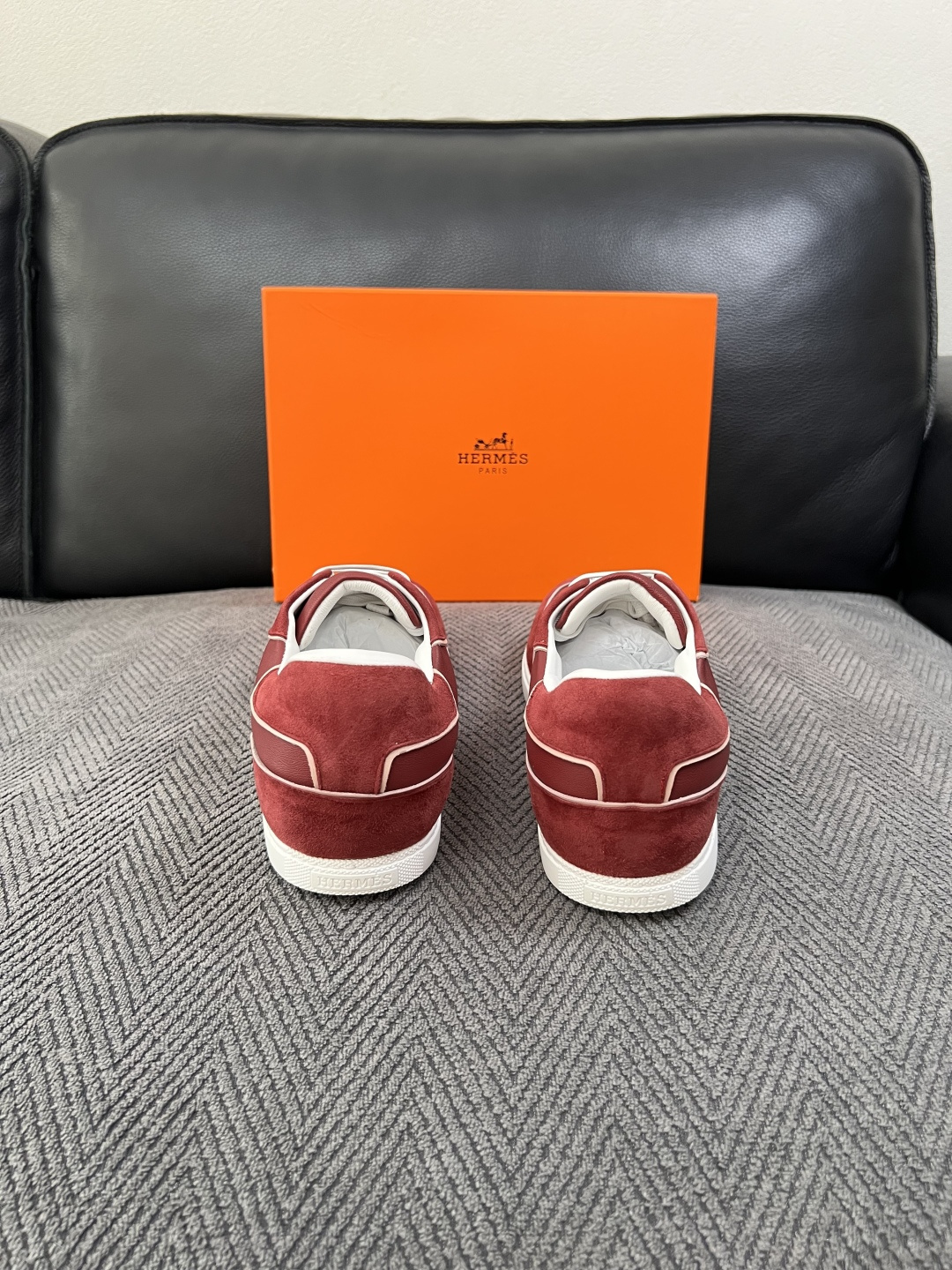 Hermes  高品质  顶级工艺品  爱马仕 专柜同步发售原厂配置，意大利进口原版牛皮面料，高品质拼接工艺，全进口水染
