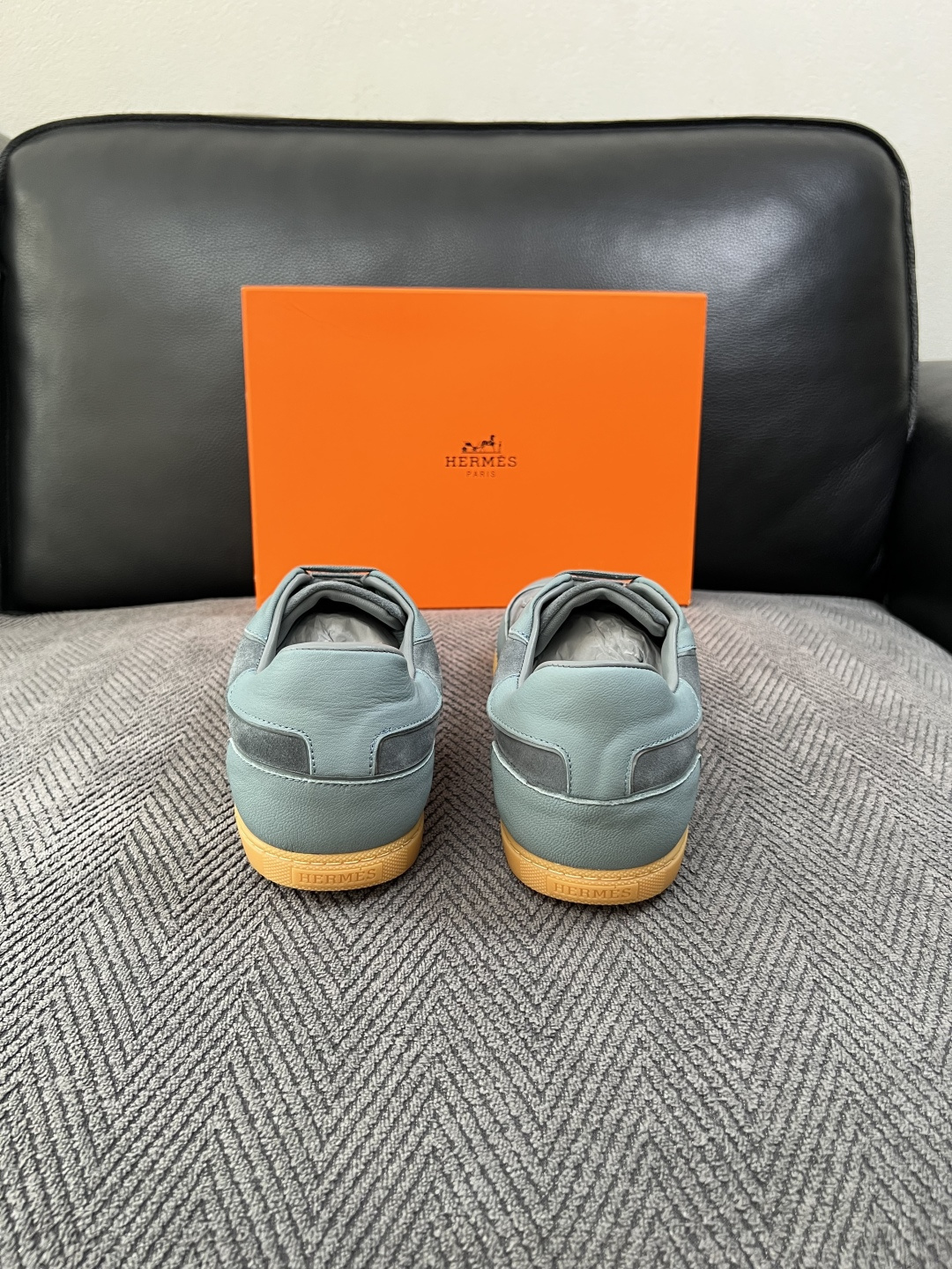 Hermes  高品质  顶级工艺品  爱马仕 专柜同步发售原厂配置，意大利进口原版牛皮面料，高品质拼接工艺，全进口水染