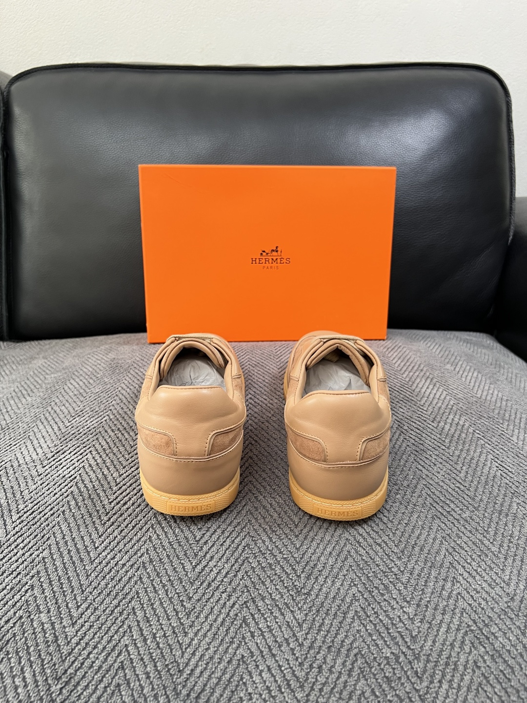 Hermes  高品质  顶级工艺品  爱马仕 专柜同步发售原厂配置，意大利进口原版牛皮面料，高品质拼接工艺，全进口水染