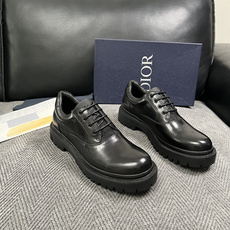Dior 高品质 顶级工艺品 迪奥 专柜同步 原厂配置,意大利进口原版牛皮面料,透气舒适进口水染牛里垫,鞋底:原厂特 Dior 高品质 顶级工艺品 迪奥 专柜同步 原厂配置,意大利进口原版牛皮面料,透气舒适进口水染牛里垫,鞋底:原厂特