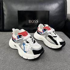 BOSS 高品质 顶级工艺品 博斯 专柜同步原厂配置,意大利进口牛皮面料牛内里垫,高品质拼接复杂工艺,透气舒适 鞋 BOSS 高品质 顶级工艺品 博斯 专柜同步原厂配置,意大利进口牛皮面料牛内里垫,高品质拼接复杂工艺,透气舒适 鞋