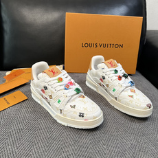 Lv 高品质 顶级工艺品 路易威登,运动板鞋专柜同步,鞋面意大利进口,高品质拼接缤纷色彩复杂工艺品,进口网布里垫柔 Lv 高品质 顶级工艺品 路易威登,运动板鞋专柜同步,鞋面意大利进口,高品质拼接缤纷色彩复杂工艺品,进口网布里垫柔