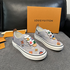 Lv 顶级代购 路易威登 专柜同步,意大利进口面料,进口水染牛皮内里,鞋底:原厂特供原版底,原厂跟单货,码数 39- Lv 顶级代购 路易威登 专柜同步,意大利进口面料,进口水染牛皮内里,鞋底:原厂特供原版底,原厂跟单货,码数 39-
