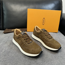 Tods 高品质 顶级工艺品 托德斯 专柜新款原厂配置,意大利进口牛皮拼布面料,进口牛里垫,透气舒适,鞋底:原厂 Tods 高品质 顶级工艺品 托德斯 专柜新款原厂配置,意大利进口牛皮拼布面料,进口牛里垫,透气舒适,鞋底:原厂