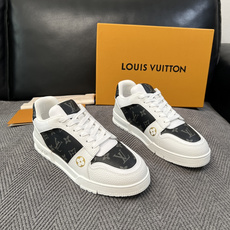Lv 高品质 顶级工艺品 路易威登,运动板鞋专柜同步,鞋面意大利进口,高品质拼接缤纷色彩复杂工艺品,进口水染牛里柔软 Lv 高品质 顶级工艺品 路易威登,运动板鞋专柜同步,鞋面意大利进口,高品质拼接缤纷色彩复杂工艺品,进口水染牛里柔软