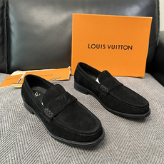 Lv 高品质 顶级工艺品 路易威登 皮鞋专柜同步原厂配置,鞋面意大利进口,进口水染牛皮内里,鞋底:原厂特供原版真 Lv 高品质 顶级工艺品 路易威登 皮鞋专柜同步原厂配置,鞋面意大利进口,进口水染牛皮内里,鞋底:原厂特供原版真