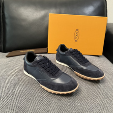 Tods 高品质 顶级工艺品 托德斯 专柜新款原厂配置,意大利进口牛皮拼布面料,进口牛里垫,透气舒适,鞋底:原厂 Tods 高品质 顶级工艺品 托德斯 专柜新款原厂配置,意大利进口牛皮拼布面料,进口牛里垫,透气舒适,鞋底:原厂