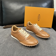 Tods 高品质 顶级工艺品 托德斯 专柜新款原厂配置,意大利进口牛皮拼布面料,进口牛里垫,透气舒适,鞋底:原厂 Tods 高品质 顶级工艺品 托德斯 专柜新款原厂配置,意大利进口牛皮拼布面料,进口牛里垫,透气舒适,鞋底:原厂