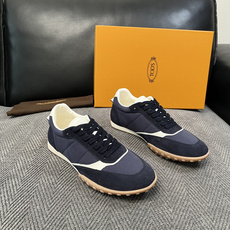 Tods 高品质 顶级工艺品 托德斯 专柜新款原厂配置,意大利进口牛皮拼布面料,进口牛里垫,透气舒适,鞋底:原厂 Tods 高品质 顶级工艺品 托德斯 专柜新款原厂配置,意大利进口牛皮拼布面料,进口牛里垫,透气舒适,鞋底:原厂