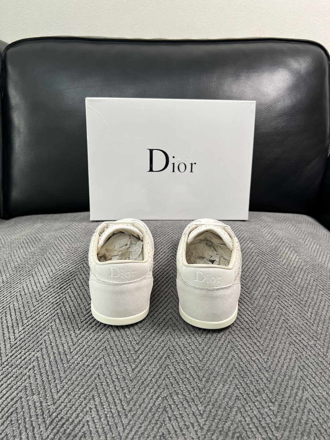 Dior 顶级工艺品 迪奥  专柜同步 原厂配置，意大利进口原版牛皮面料，透气舒适进口水染牛里垫，鞋底：原厂特供原版底超